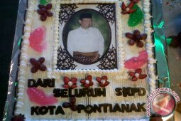 Sutarmidji Rayakan Ultah di Panti Asuhan yang Dibangunnya