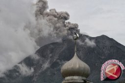 Gunung Sinabung meletus lagi