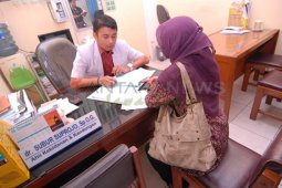 Dokter Tetap Layani Pasien