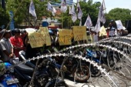 Demo Wawali Surabaya