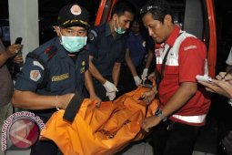 Bus Pariwisata Masuk Jurang Tewaskan Empat  Orang