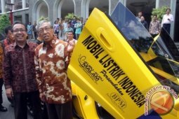 Mobil Listrik Indonesia Diuji