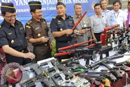 Bea Cukai Ngurah Rai Musnahkan Barang Ilegal