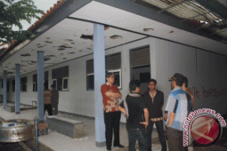Warga Lodaya Sukabumi mengungsi pascapengrusakan sekolah