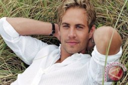 Aktor "Fast and Furious" Walker tewas dalam kecelakaan
