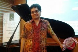 Ananda Sukarlan barengi Boston Symphony di Jakarta