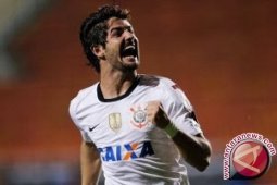Pato menolak pinangan Wenger