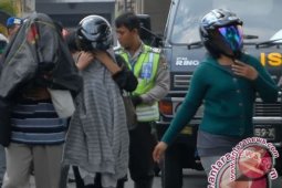 Belasan Pasangan Mesum Terjaring Razia