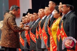 950 pendonor darah sukarela terima penghargaan