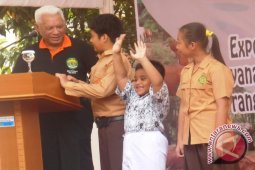 Gubernur Kaltim Dapat Penghargaan Bapak Pendidikan