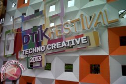 Grup Band Triple X Tutup "Dtik Festival"