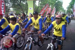 5.000 Pesepeda Ramaikan "Fun Bike Semen Indonesia"