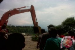 Menertibkan kawasan Puncak dengan hukum dan buldozer