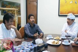 Calon DPR Dialog Jaring Masukan PHRI Bali