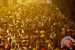 Pergantian Tahun Di Pangkalpinang Diwarnai Hujan Lebat