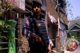 Lokasi Penggerebekan Teroris Masih Dijaga Polisi Bersenjata