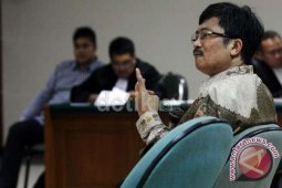 Rudi Didakwa Terima Lebih Dari Rp24 Miliar