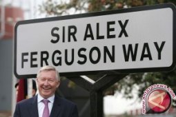 Manchester United kalah, Ferguson galau