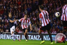 Sunderland Kalahkan MU Piala Liga