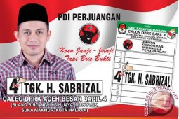 Gubernur Kunjungi Rumahduka Orangtua Wakapolda