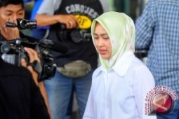 Airin hormati keputusan KPK soal suamin