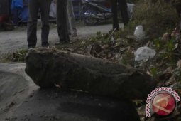 Warga Aceh Barat Temukan Peluru Roket