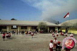 UGM Buka Posko Bencana Sinabung dan Karawang