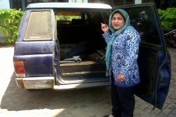 Dishubkominfo Tangkap Sopir Mobil "Siluman" Antre Solar