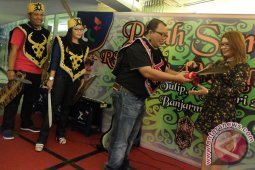 TERIMA PAKAIAN DAYAK