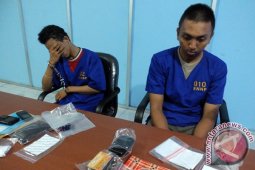 TERSANGKA NARKOBA