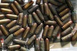 Puluhan amunisi ditemukan di rumah warga