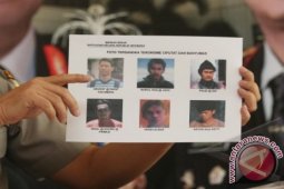 Gelar Barang Bukti Milik Teroris