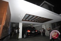 KPK Kembali Sita Lima Mobil Terkait Kasus Wawan