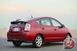 Toyota tarik 260 ribu unit mobil