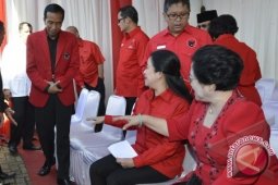 Megawati masih enggan sebut nama capres PDIP