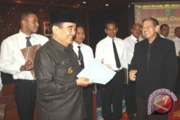 Etos Kerja PNS Harus Tinggi