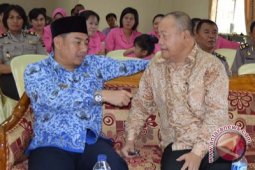 Wabup Bone Bolango Nilai Protes Honorer Terlambat