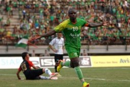 Persebaya Kalahkan Pusam