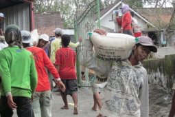 Angkut Bantuan