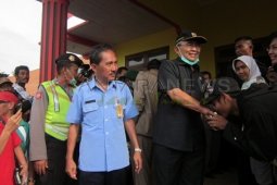 Menteri PU Kunjungi Korban Kelud
