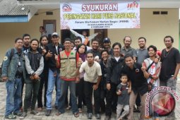 Wartawan Bogor tanam pohon di Katulampa