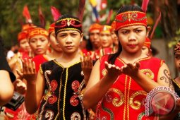 Festival Budaya Dayak Kanayatn di Sebatih