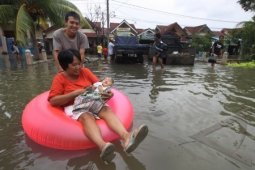 Satu Perumahan Di Kota Tangerang Masih Banjir