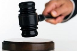 Sidang Pabrik Kuali Diserbu Buruh