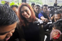 Catherine Wilson Penuhi Panggilan KPK