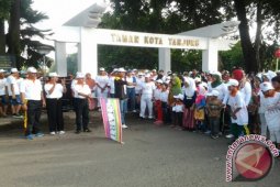 KPU GELAR GERAK  JALAN SEHAT