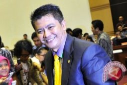 Ketua Komisi III DPR usulkan revisi UU MK