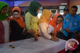 Ketika perempuan turut berebut suara demi kursi