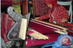 Pemkot Pangkalpinang Kunker ke Sentra Tenun