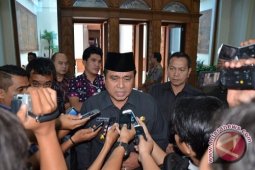 Gubernur Jambi larang SKPD gunakan anggaran daerah untuk sosialisasi